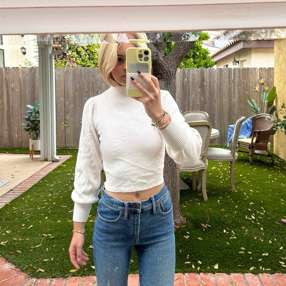 WHITE tie sweater